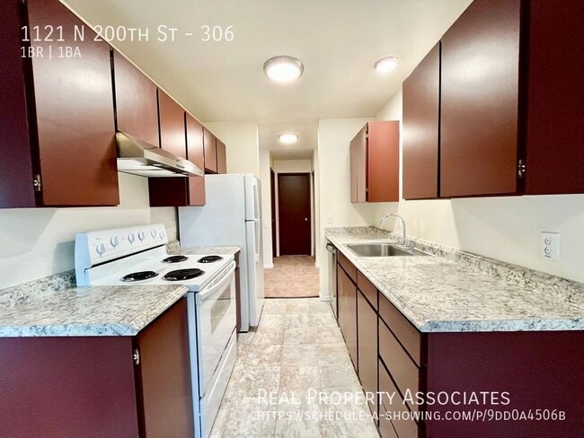 Building Photo - 1121 N 200th St