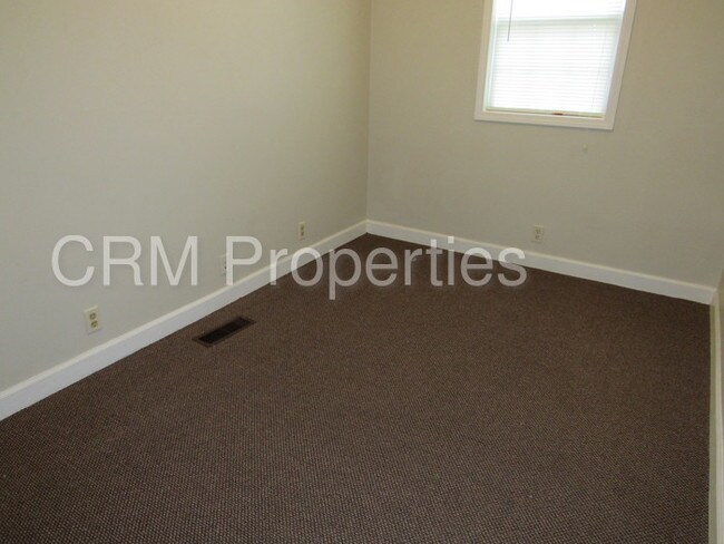 Building Photo - 921 S Buckeye St