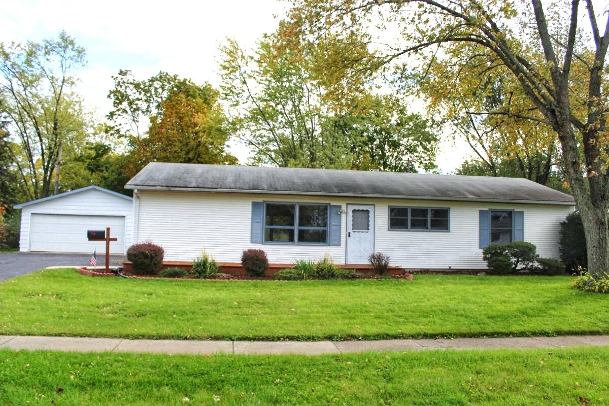 Primary Photo - 18531 W Judy Dr