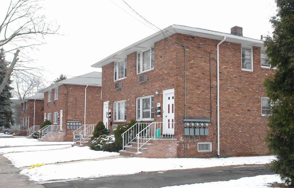 Foto del edificio - 557-592 W Hazelwood Ave