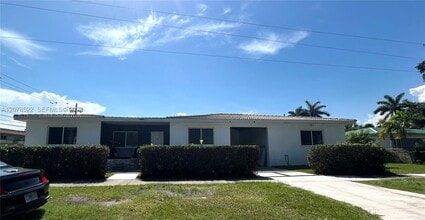 Building Photo - 580 Lee Dr