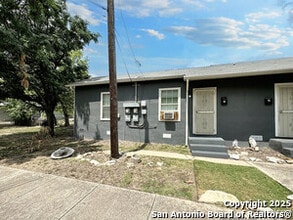 Building Photo - 321 N Chupaderas St