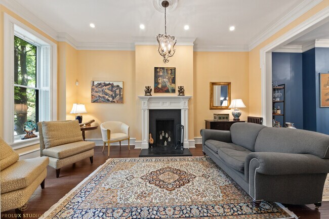 Foto del edificio - 2121 N Sedgwick St