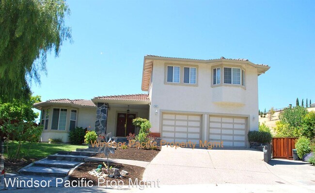 Foto del edificio - 4 br, 3.5 bath House - 411 Old Ranch Court