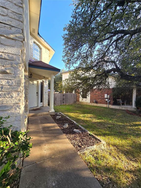 Foto principal - 8336 Alvin High Ln