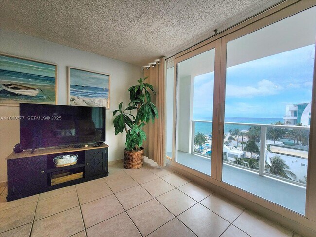 Foto del edificio - 3505 S Ocean Dr