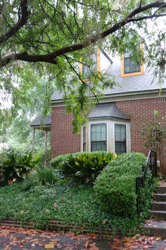 Primary Photo - 1601 S Gadsden St