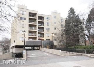 Building Photo - 1 br, 1 bath House - 970 Hope St Unit 2F