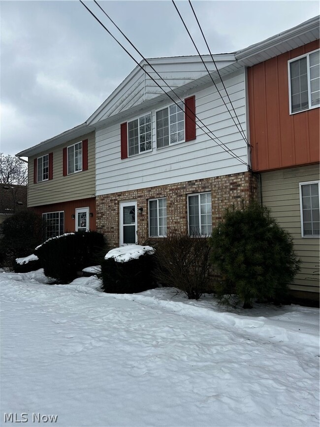 Building Photo - 2566 Graham Rd