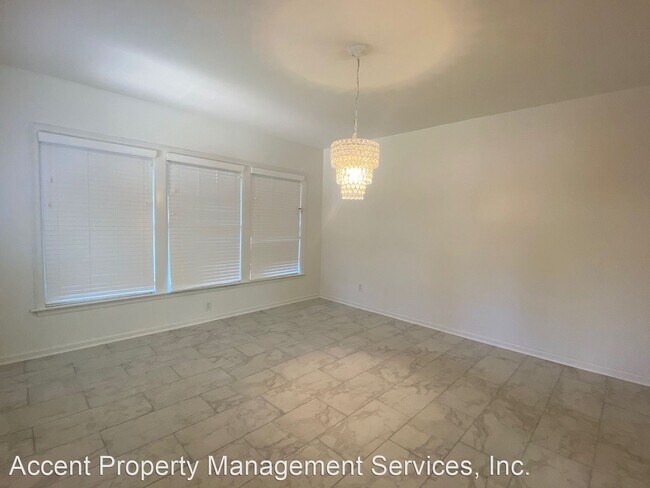 Foto del edificio - 3 br, 2 bath House - 2161 South Owasso Place