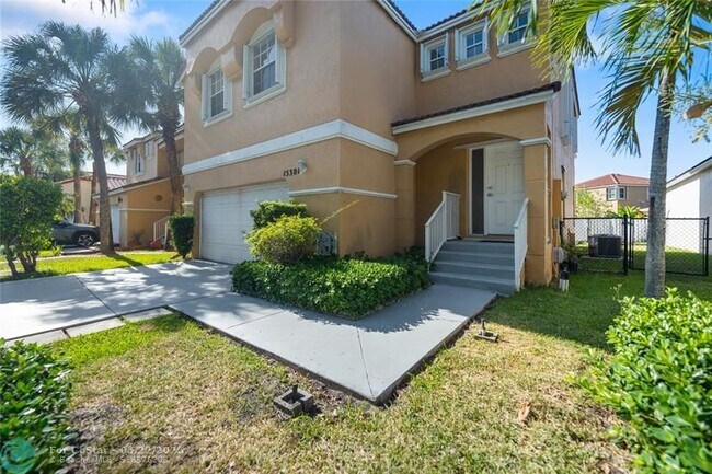 Foto del edificio - 15301 NW 1st St