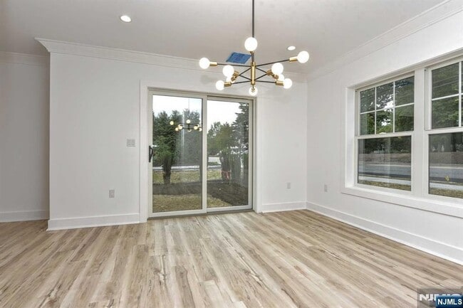 Building Photo - 108 Collignon Way