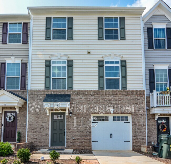 Foto del edificio - 388 Amber Acorn Ave
