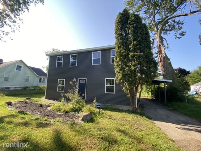 Primary Photo - 3 br, 2.5 bath House - 729 Andrew Ave