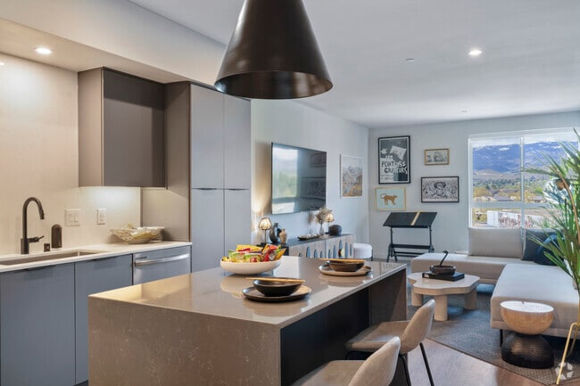 1BR, 1 BA - 778 SF - Atwood at RED