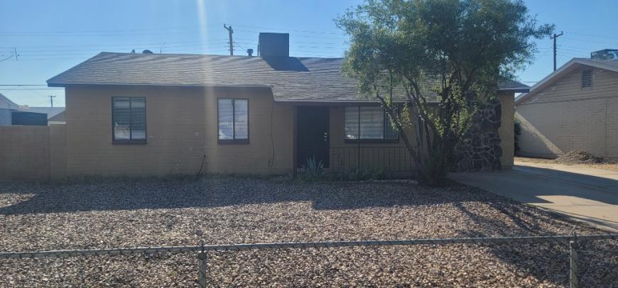 Foto principal - 4 bedroom in Glendale AZ 85301