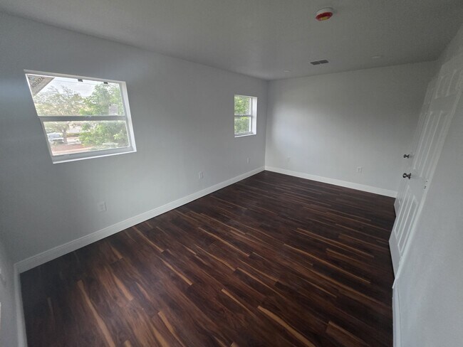 Building Photo - 4615 Aegean Ave