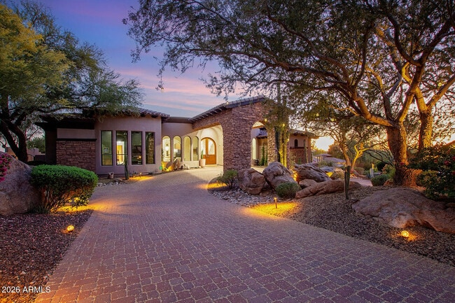 Building Photo - 11861 E Desert Trail Rd