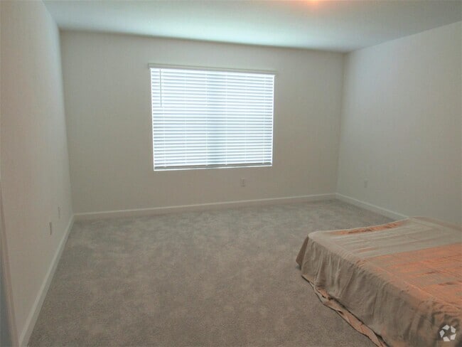 Building Photo - 4332 Pond Lily Ln