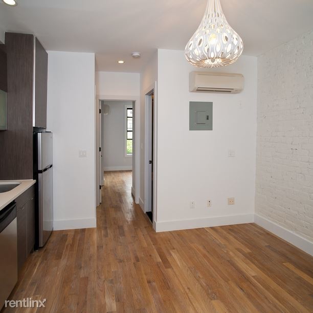 Building Photo - 336 Chauncey St