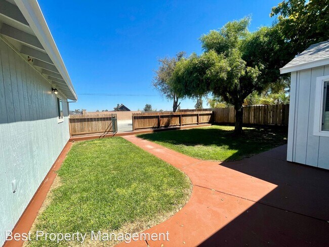 Foto del edificio - 3 br, 2 bath House - 71 Broadway Ln
