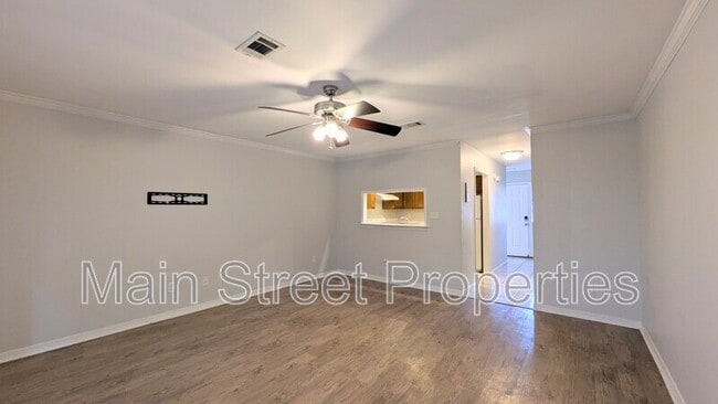 Building Photo - 3041 Belle Meade Dr