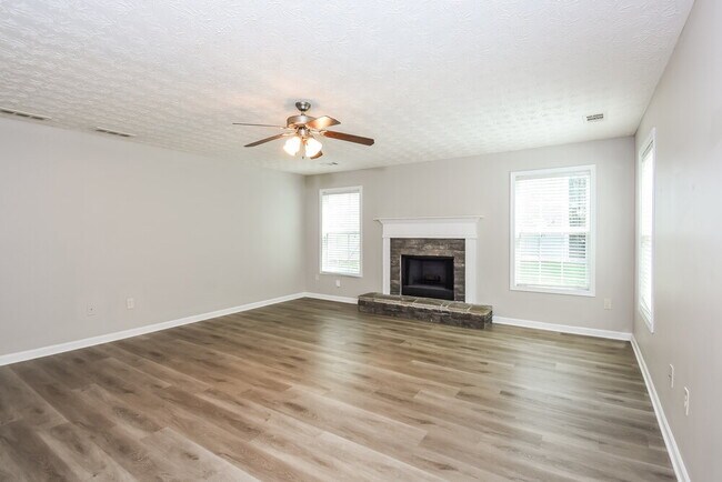 Building Photo - 3854 Sagebrush Ln