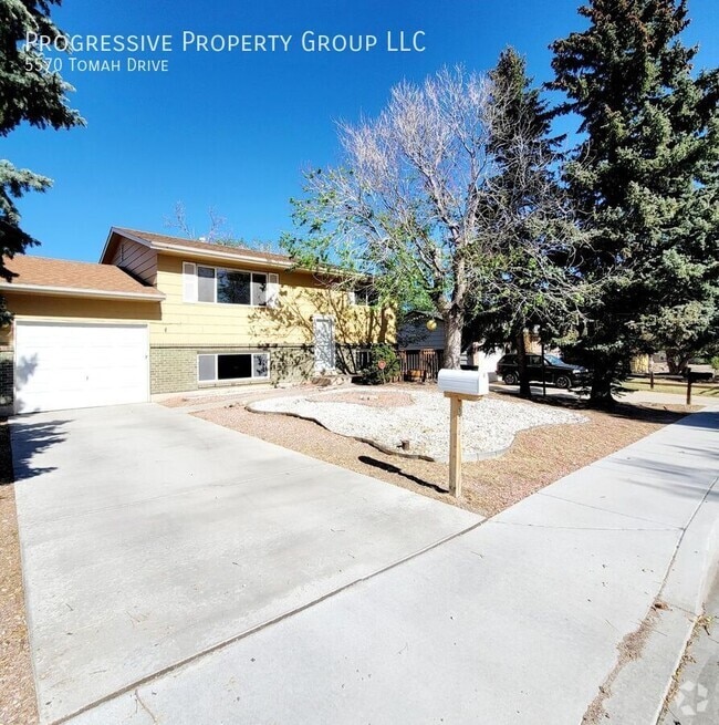 Building Photo - 5570 Tomah Dr