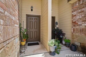 Building Photo - 1100-1102 Stanley Wy