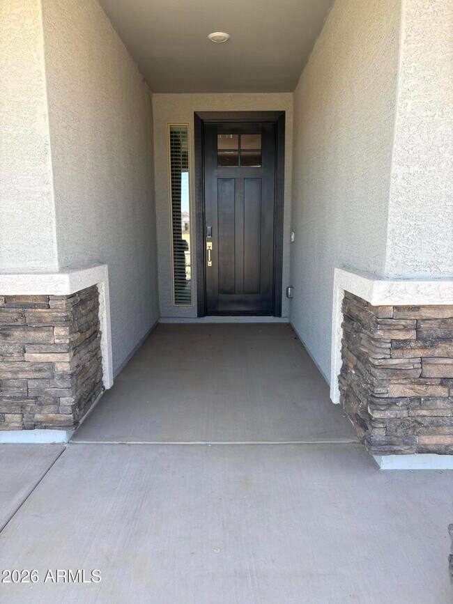 Foto del edificio - 15775 W Honeysuckle Dr