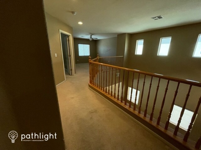 Building Photo - 612 E Riding Crop Ave