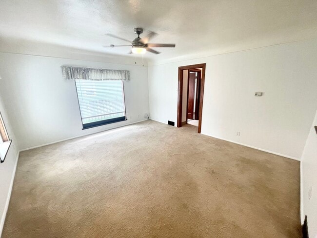 Foto del edificio - 621 N Kimball Ave
