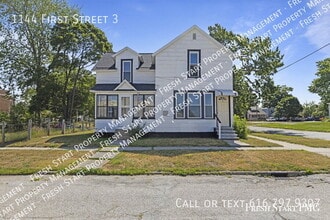 Building Photo - 1144 First St