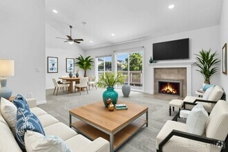 Building Photo - 930 Via Mil Cumbres