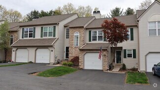 Building Photo - 45 Bristol Ct