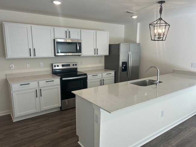 Building Photo - Brand new Townhome in Newton