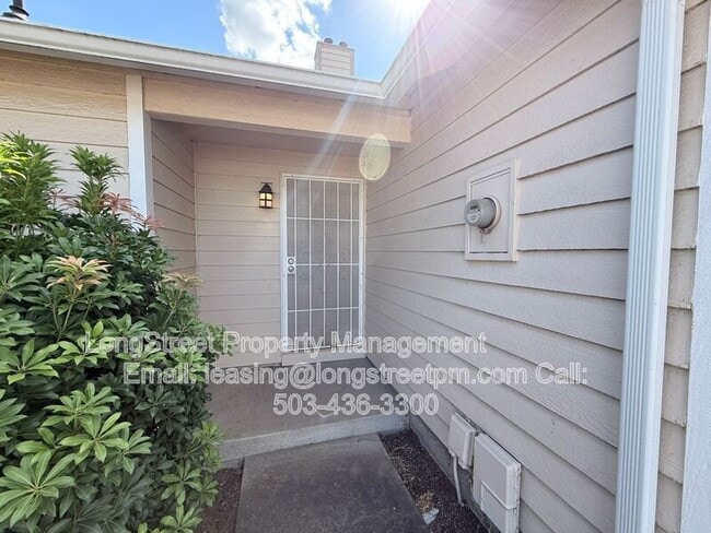 Building Photo - 4526 Campbell Dr SE