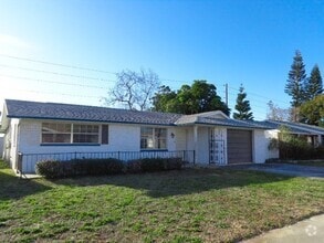 Building Photo - 9415 Crabtree Ln