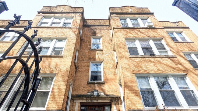 Foto del edificio - 3750 W Giddings St