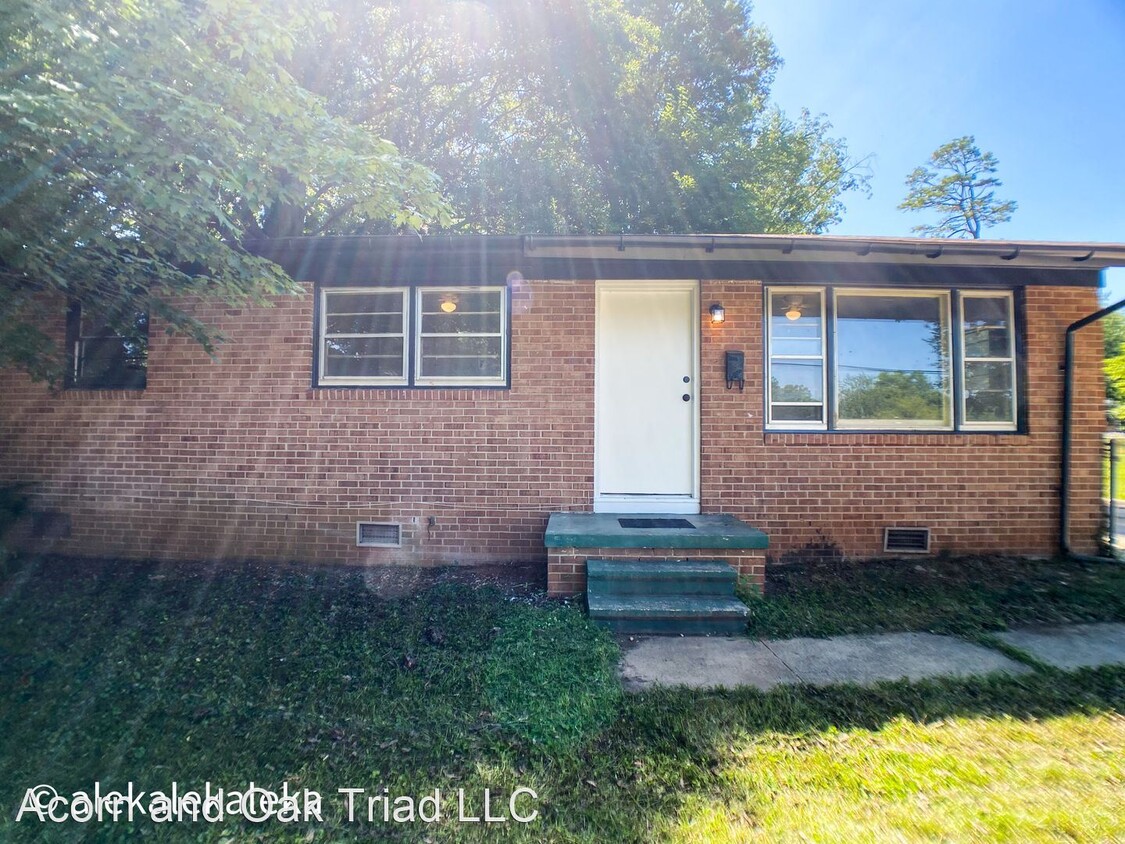 Primary Photo - 3 br, 1 bath House - 624 Mobile St