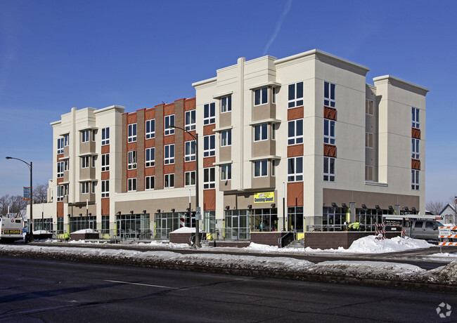 Kings Crossing at Frogtown Square Apartments - Saint Paul, MN ...