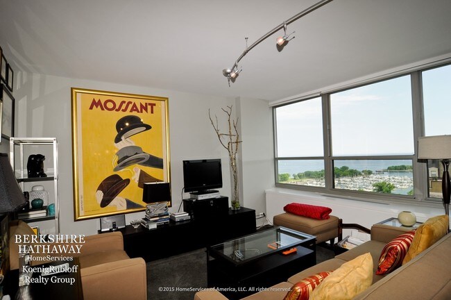 Foto del edificio - 3550 N Lake Shore