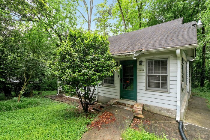 Foto principal - 2150 Lenox Rd NE