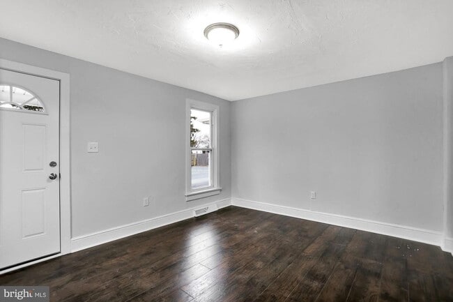 Building Photo - Charming 3 Bedroom, 1 Bath Home in Chambersburg, Pa.