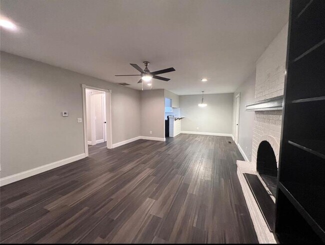 Foto del edificio - 6804 Lancer Ln