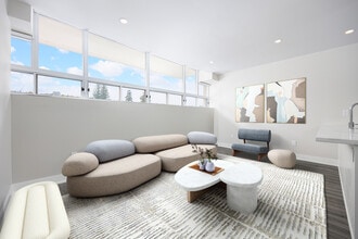 Building Photo - Parkdale Apartment Nominee 2 Inc.