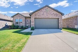 Building Photo - 2608 Ontario Dr
