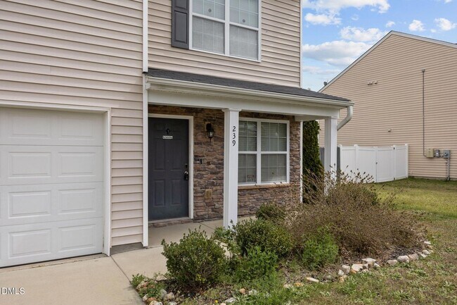 Building Photo - 239 Battery Way