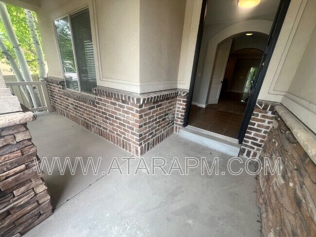 Building Photo - 13571 S Buckeye View Way