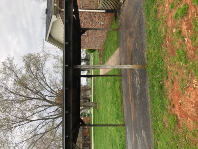 Foto del edificio - 3 br, 1 bath House - 3325 Plano Rd
